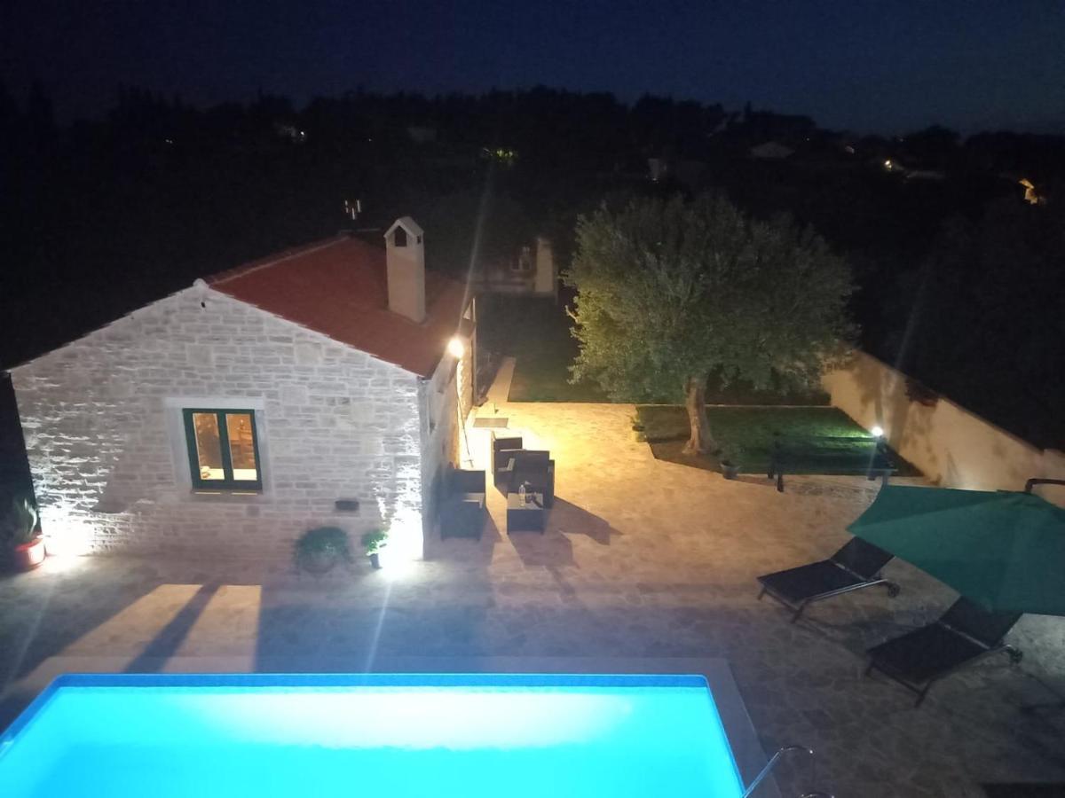 Leggiero Villa Benkovac Exterior photo
