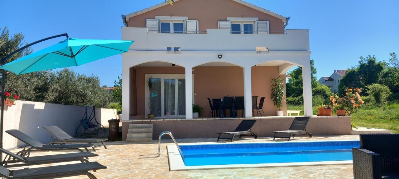 Leggiero Villa Benkovac Exterior photo